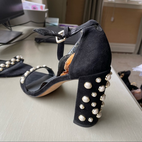 Stuart Weitzman black suade block heel w/ pearl white gold details in size 9.5 - Picture 15 of 16
